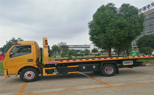 扬州定远24小时拖车救援电话号码，定远道路救援公司怎么收费的